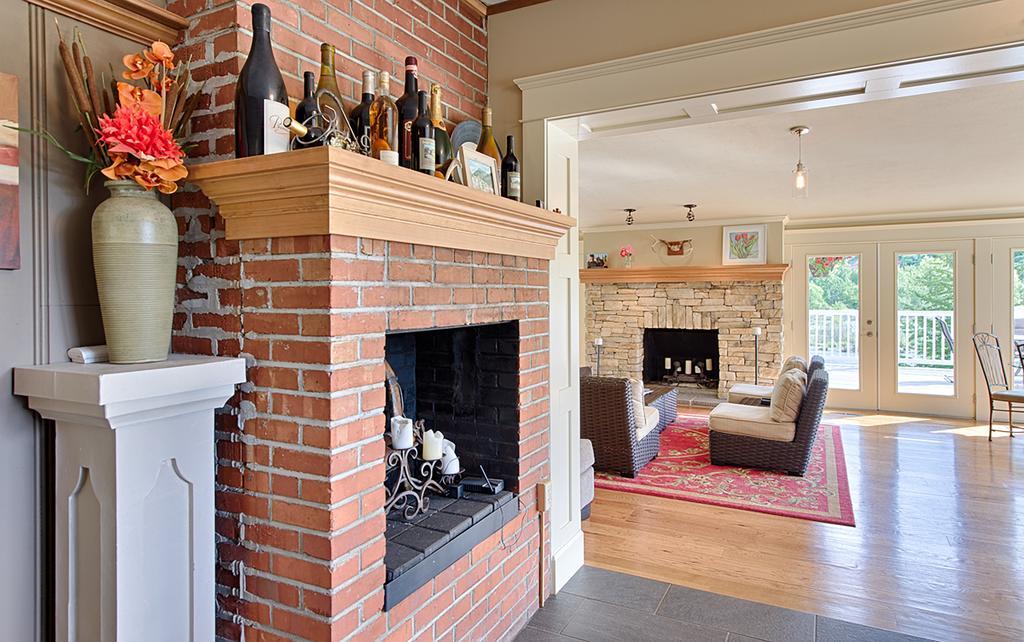 Warm Springs Inn & Winery Sunnyslope Экстерьер фото